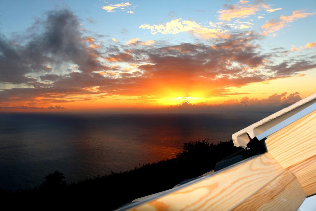 Madeira Native Motion Apartment Ponta do Pargo Ruang foto